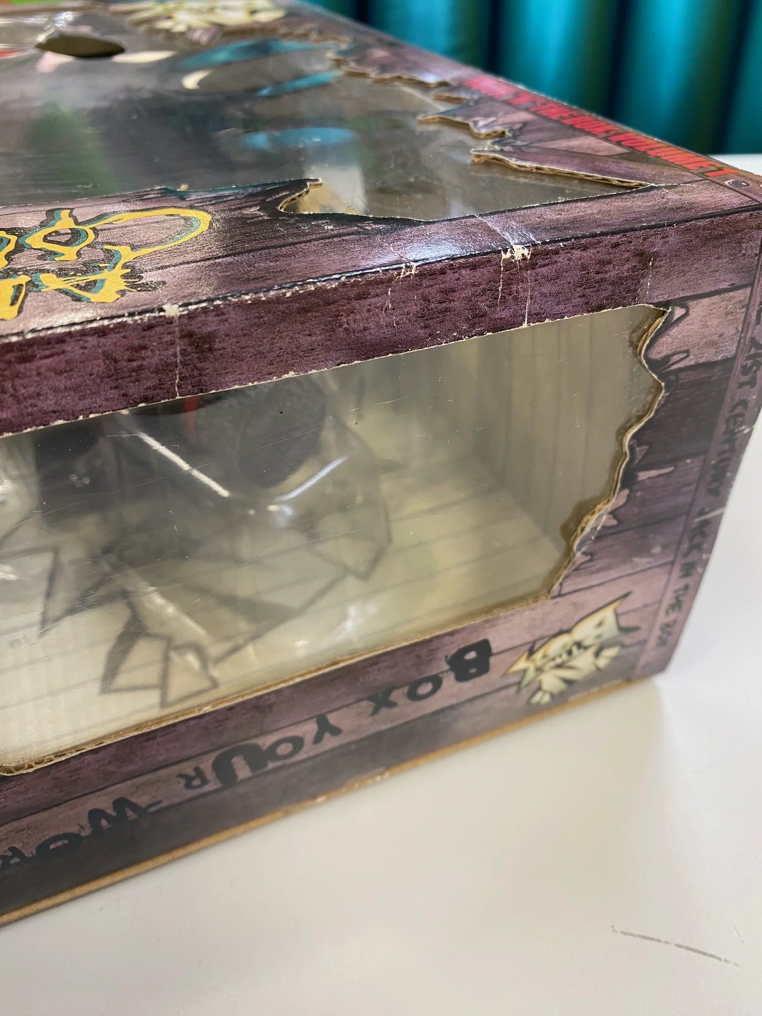Art Asylum - 2001 - Alice Cooper "N" the Box Welcome to My Nightmare - Action Figure *DAMAGED BOX* - Image 18