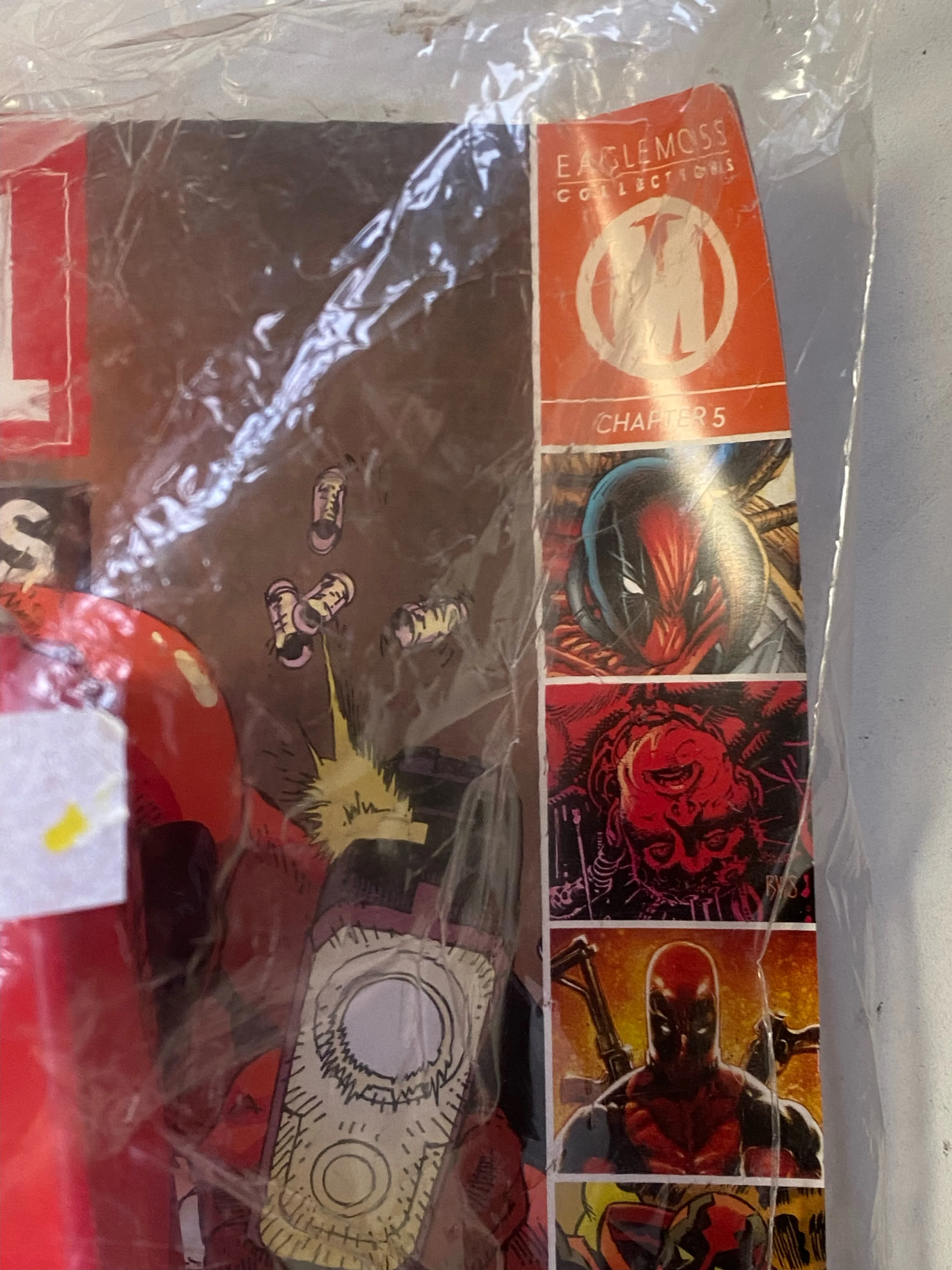 Eaglemoss - Marvel Fact Files Special 005 - Deadpool File and Boxed Figure *DAMAGED BOX* - Image 3