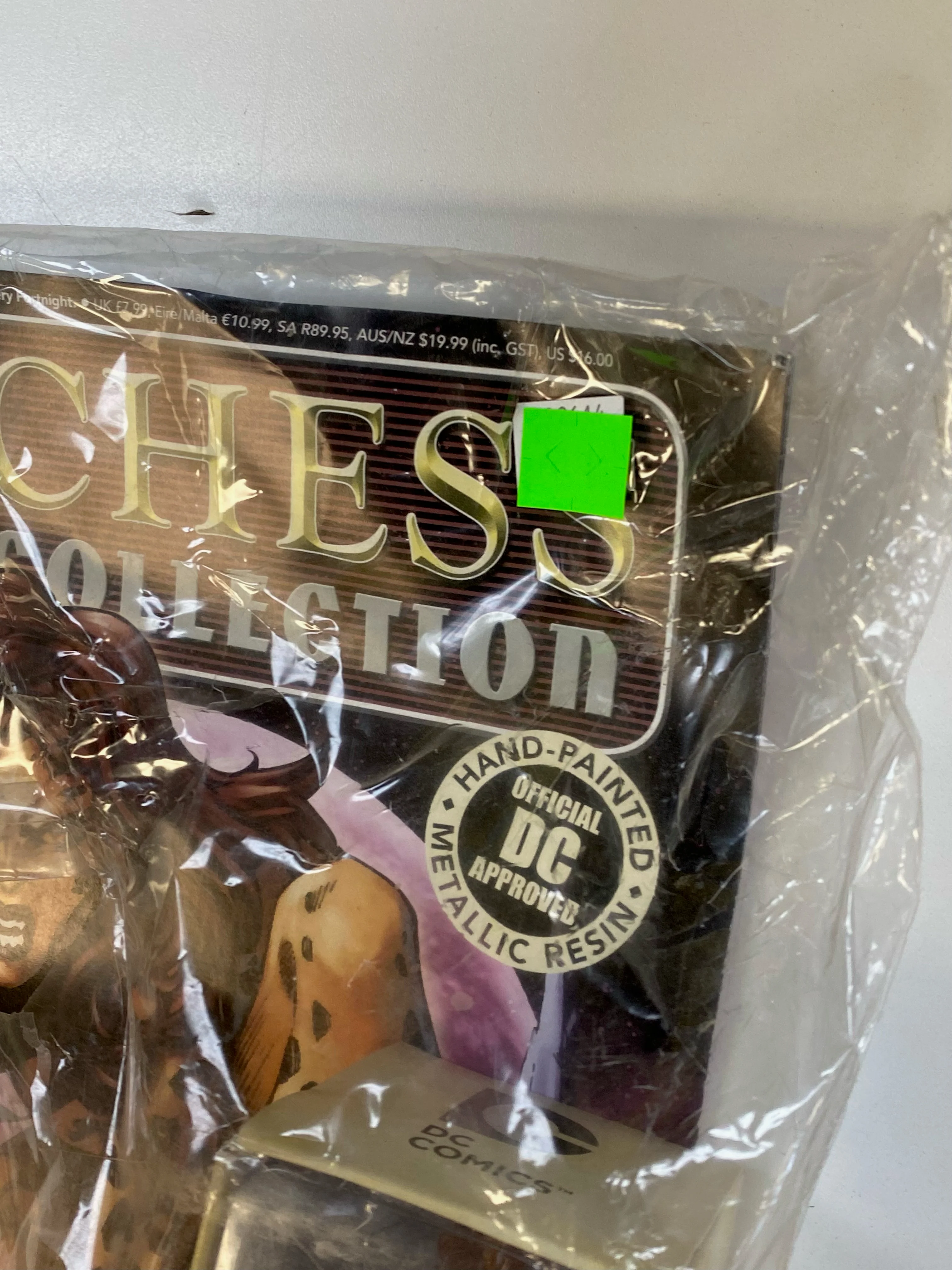 Eaglemoss - Official DC Chess Collection - Cheetah File & Boxed Figure *DAMAGED BOX* - Image 5