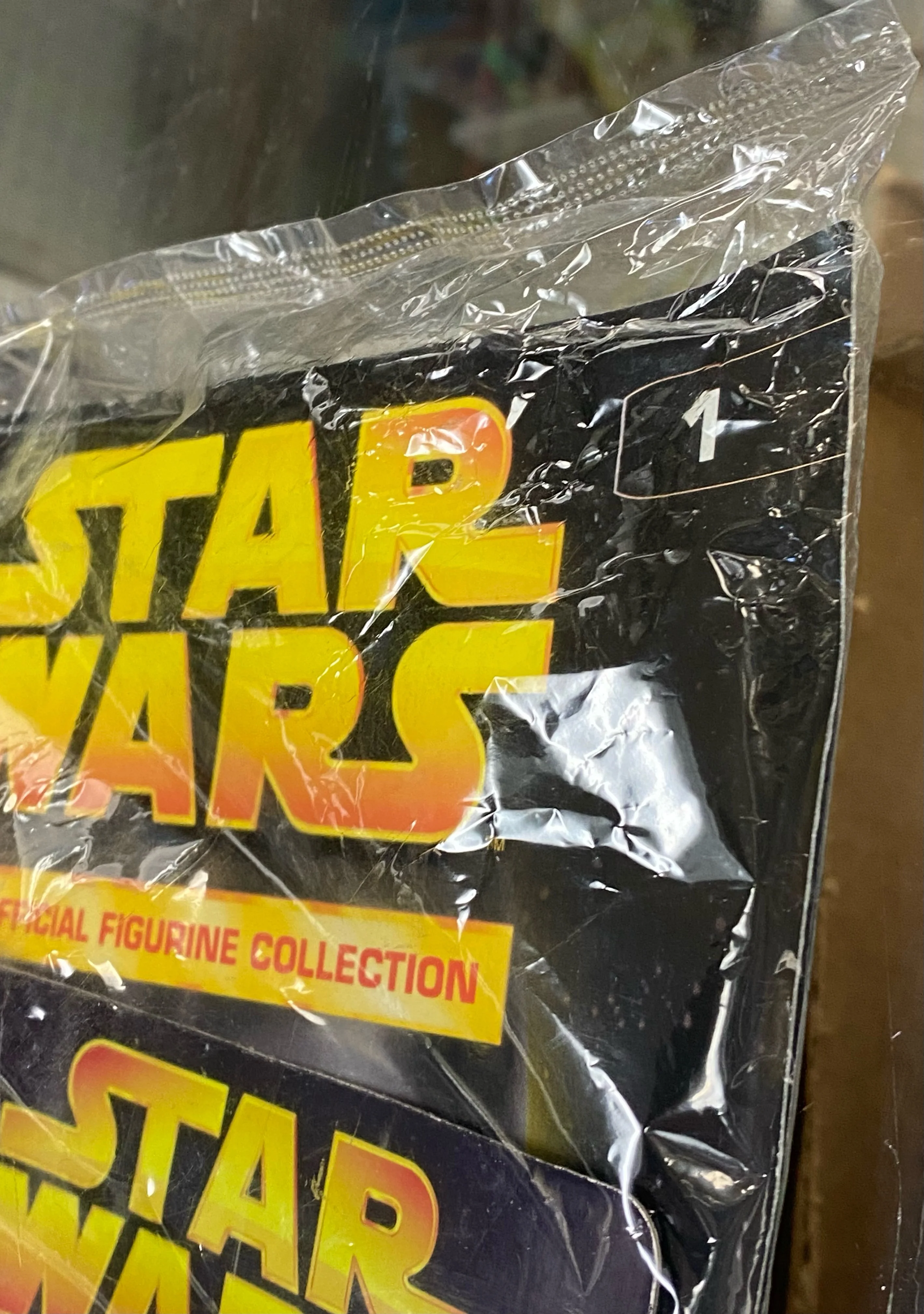 Eaglemoss - Official Star Wars Figure Collection - Darth Vader File & Boxed Figure *DAMAGED* - Image 7