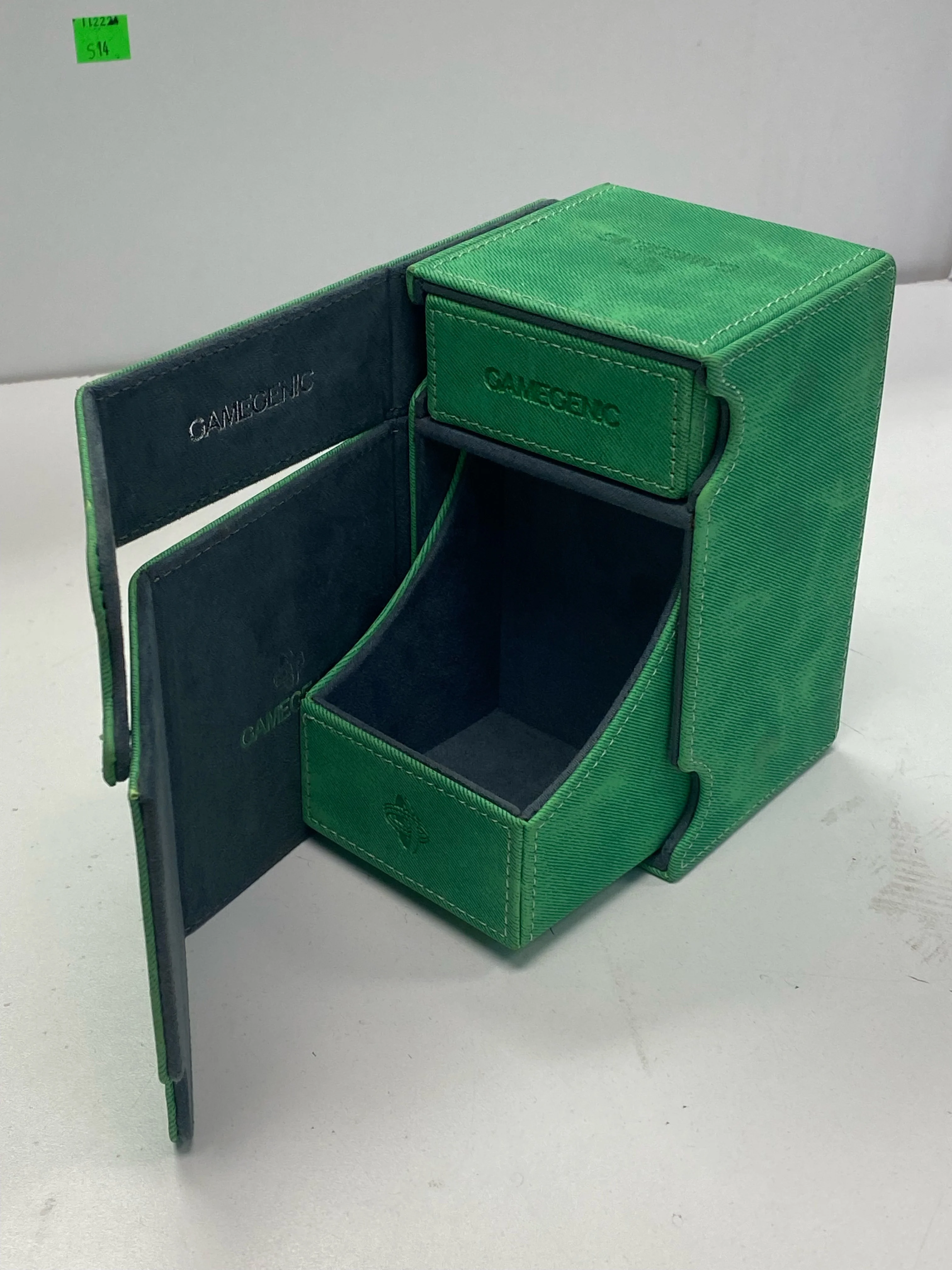Gamegenic - Watchtower Card Deck Box - Convertible Green - 100+ - Image 3