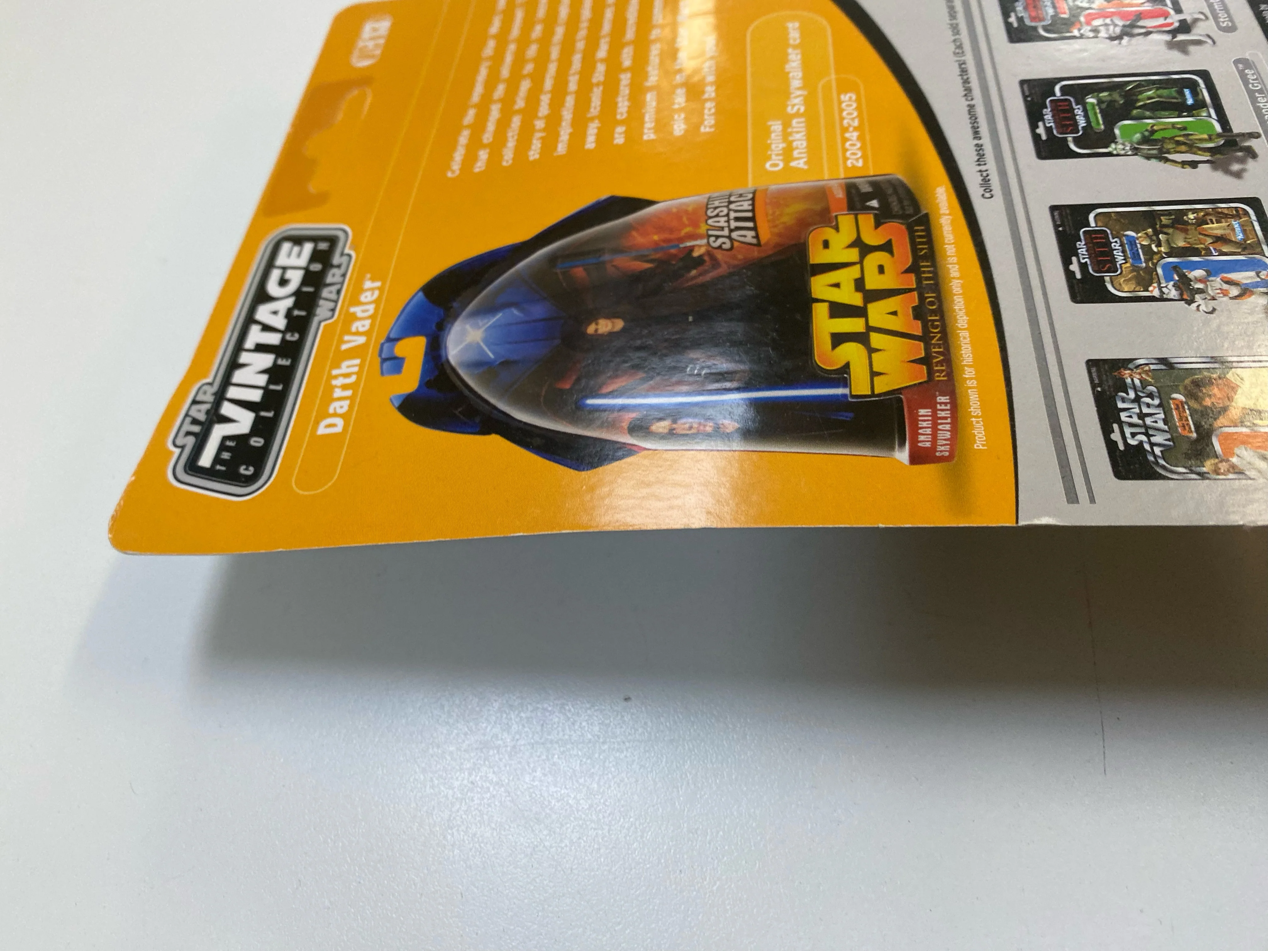 Hasbro - Star Wars - Revenge of The Sith - Darth Vader - Action Figure *Unpunched* - Image 13