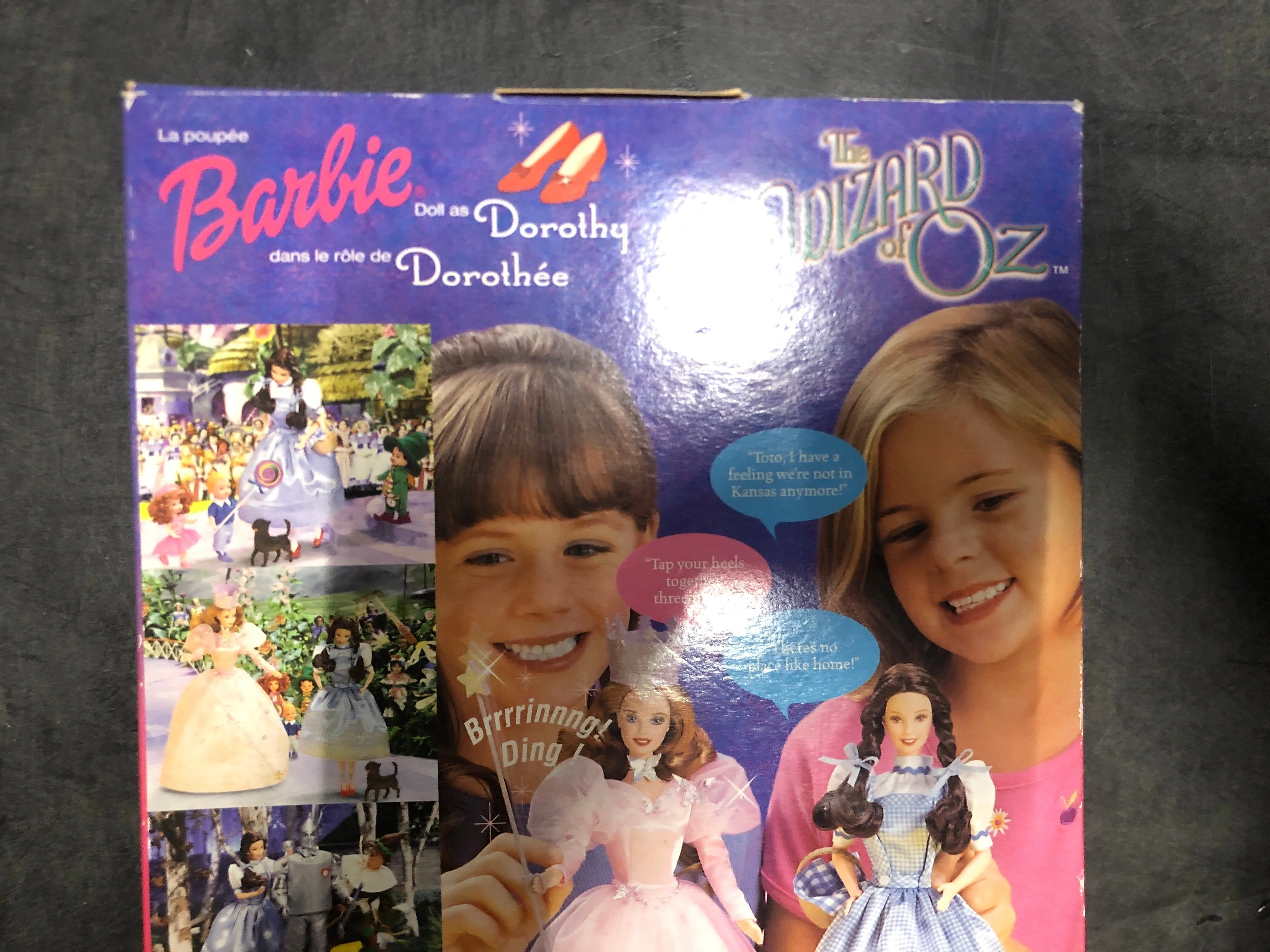 Mattel - 1999 - Wizard Of Oz - Light Up Talking Barbie As Dorothy - Image 3