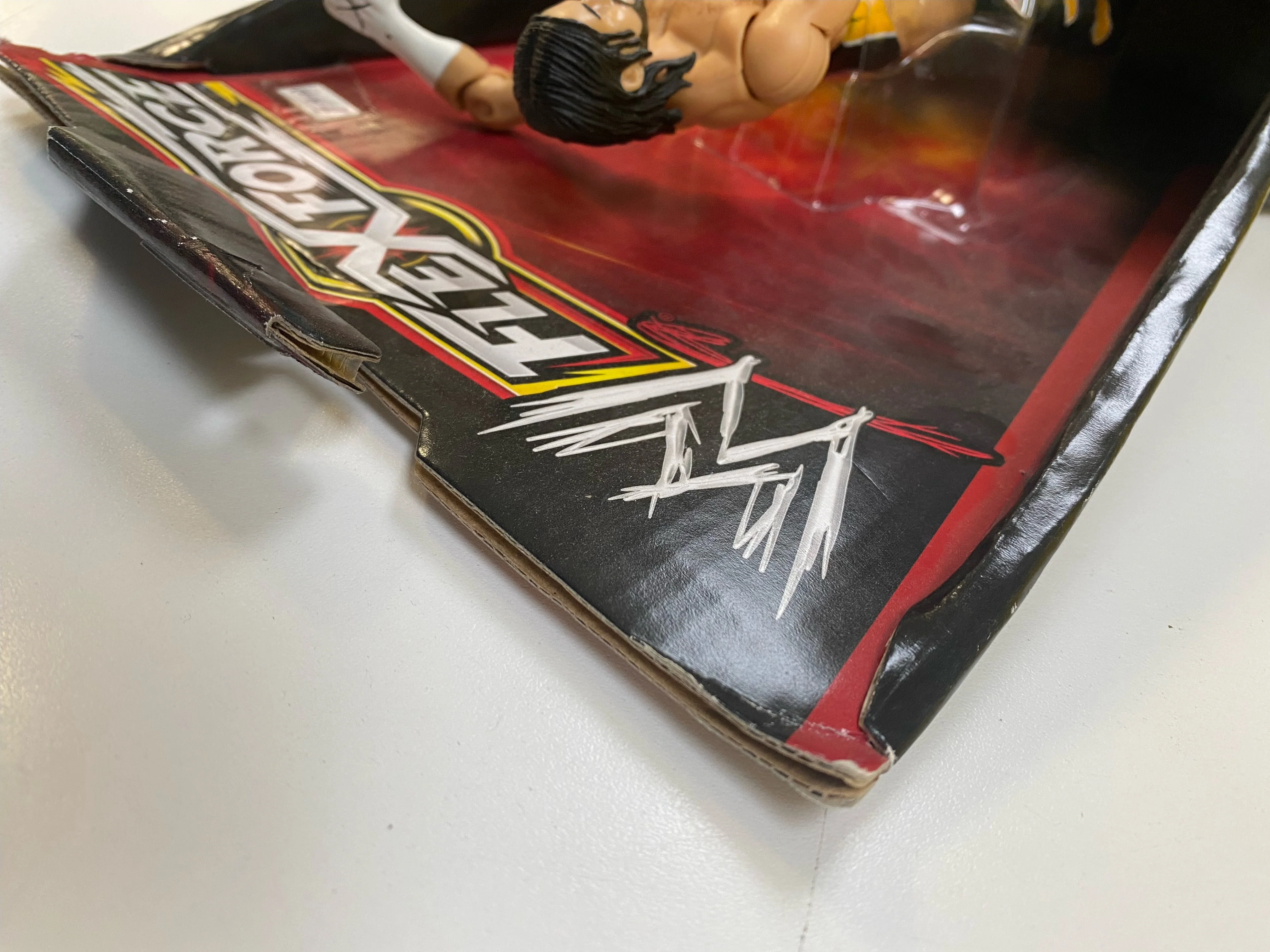 Mattel - 2010 - WWE Flex Force - CM Punk Hook Throwin' - 7" Action Figure - V1452 *Damaged Box* - Image 10