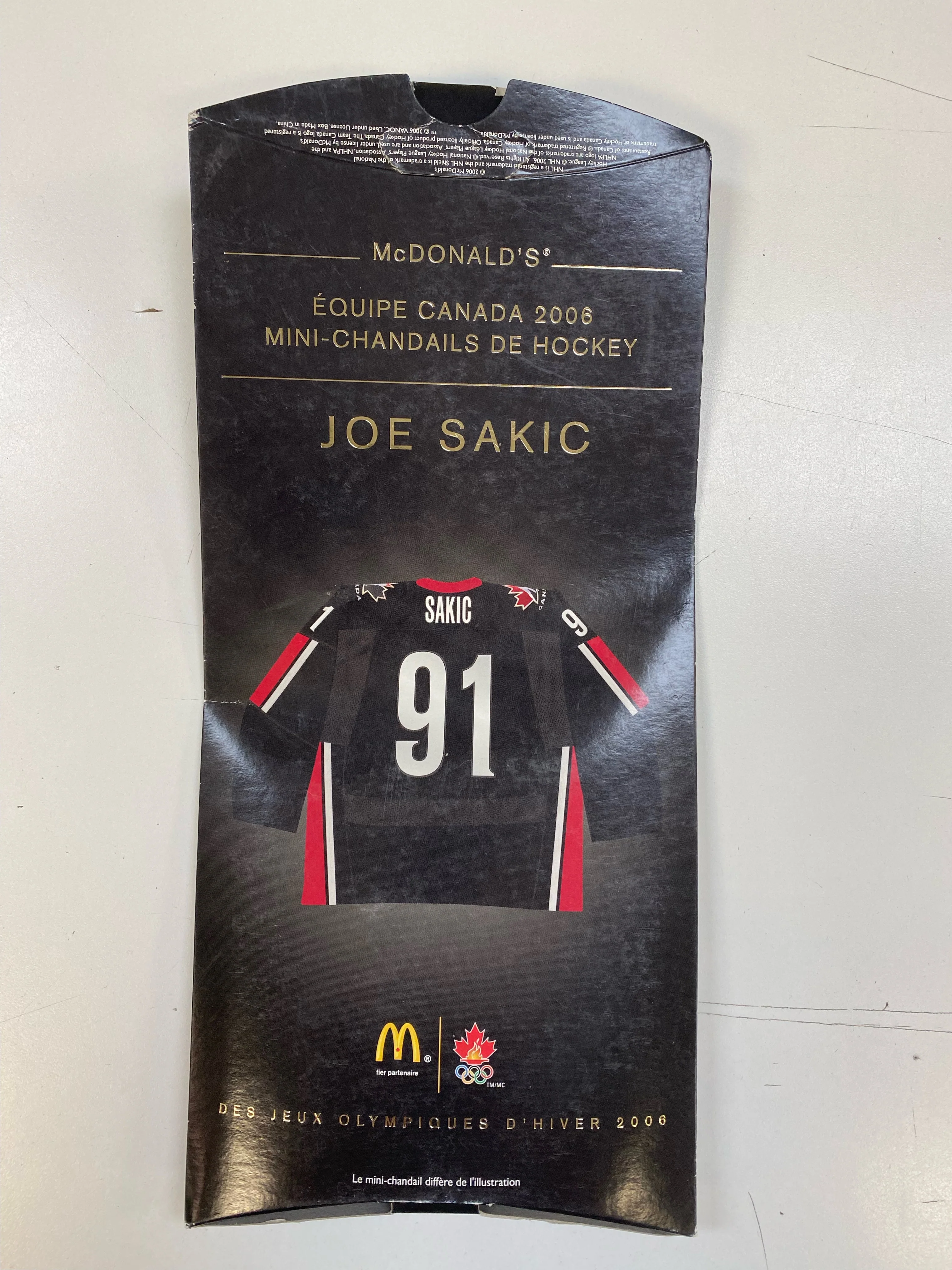 McDonalds - 2006 - Olympic Team Canada - Joe Sakic - Mini Jersey - Image 2