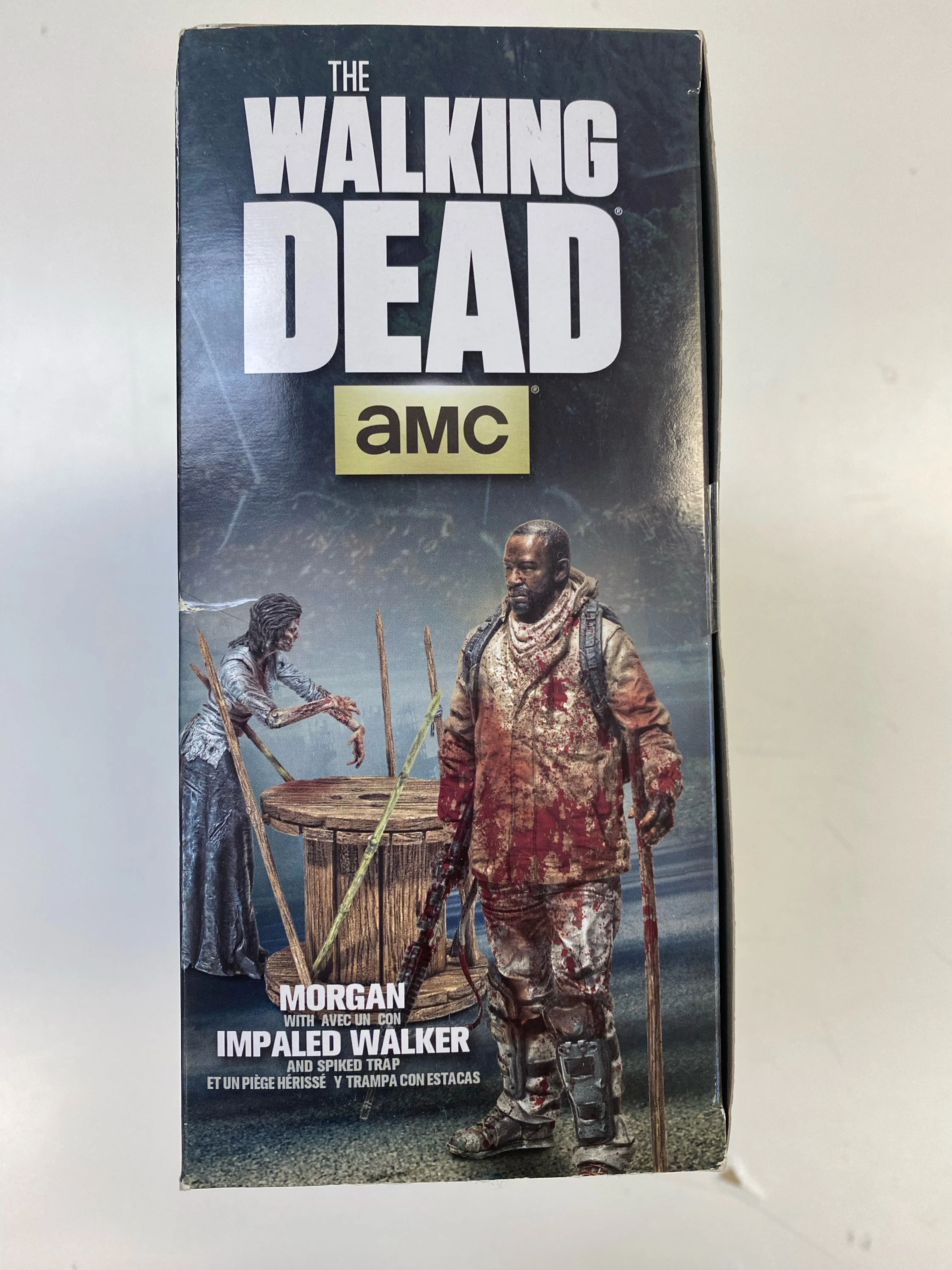 McFarlane Toys - Walking Dead  - Series 8 - Morgan with Impaled Walker - Action Figure *DAMAGED BOX* - Image 4