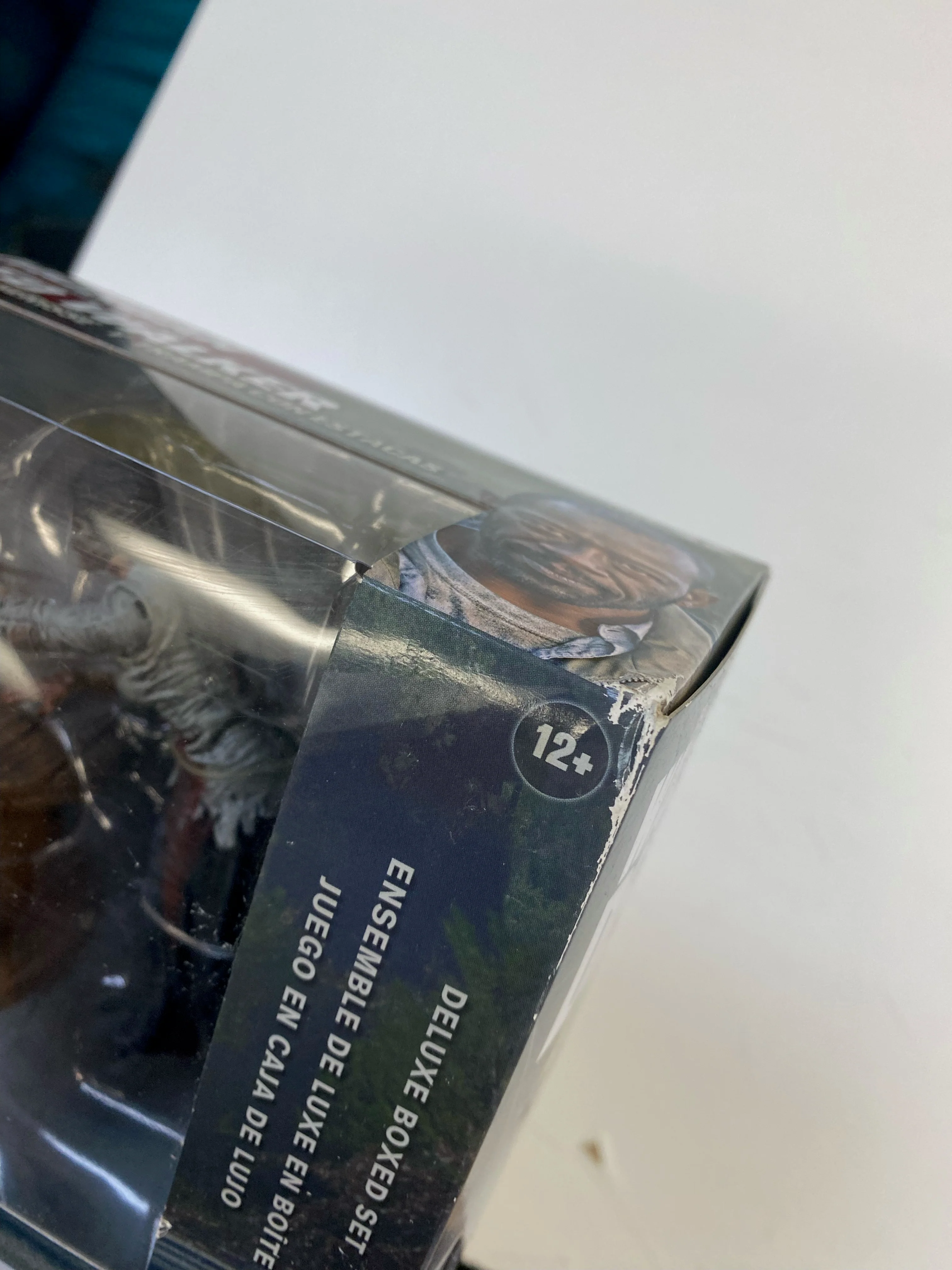 McFarlane Toys - Walking Dead  - Series 8 - Morgan with Impaled Walker - Action Figure *DAMAGED BOX* - Image 9