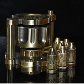 Merchant Guild House - Metal Revolver Dice Set - Ancient Gold Bronze - Image 2