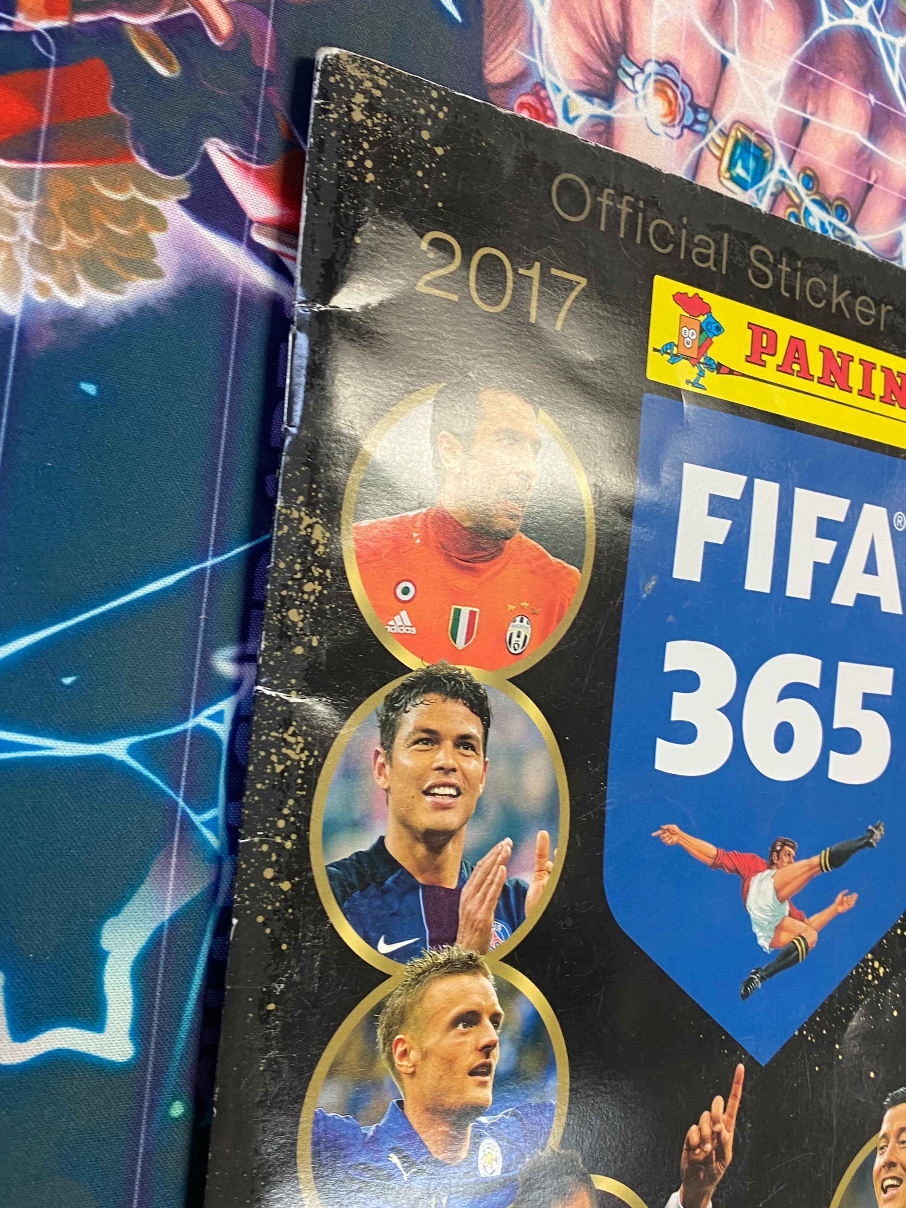 Panini - 2017 - FIFA 365 Soccer - Sticker Album - Image 5