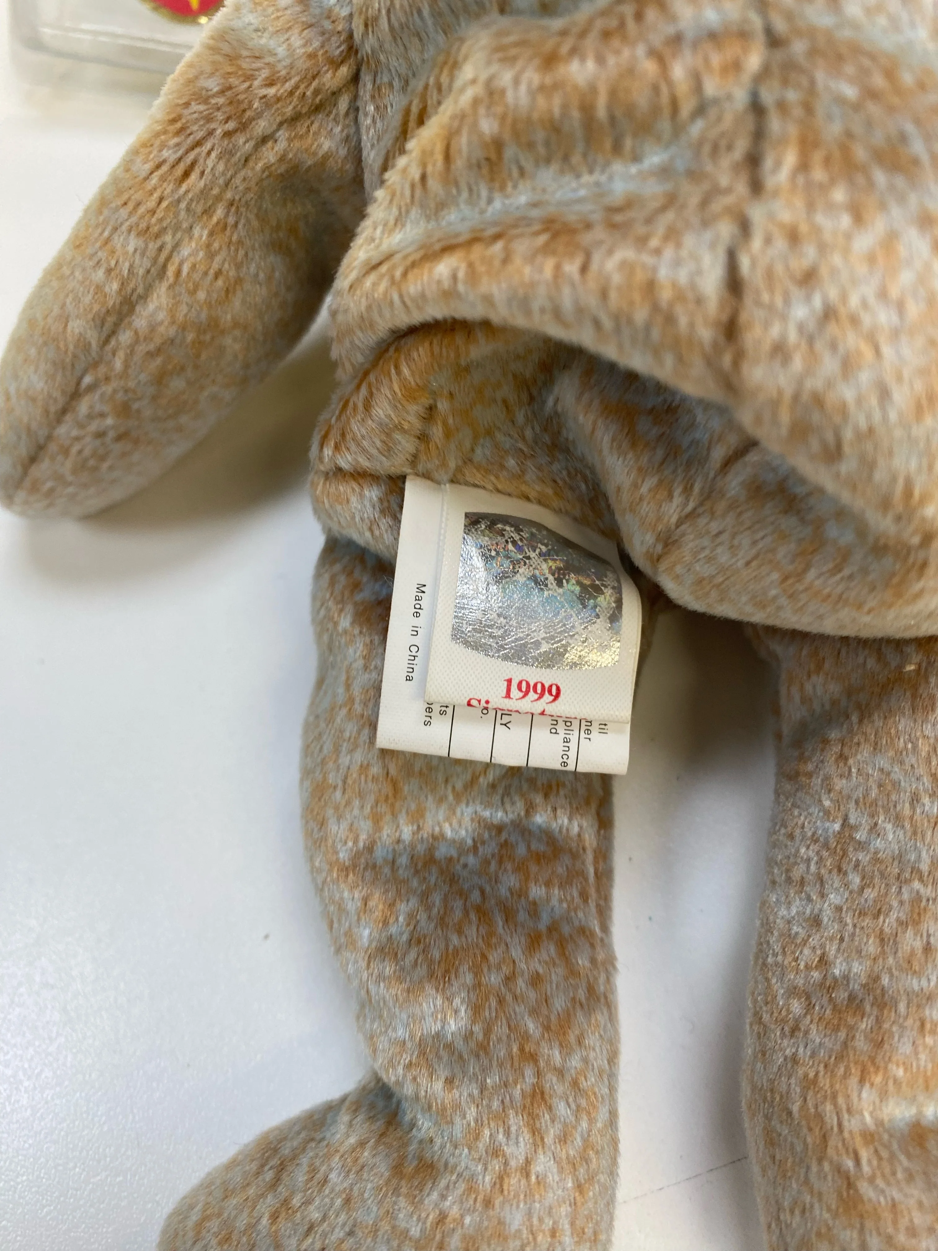 TY Beanie Baby - 1999 Signature Bear - Image 7