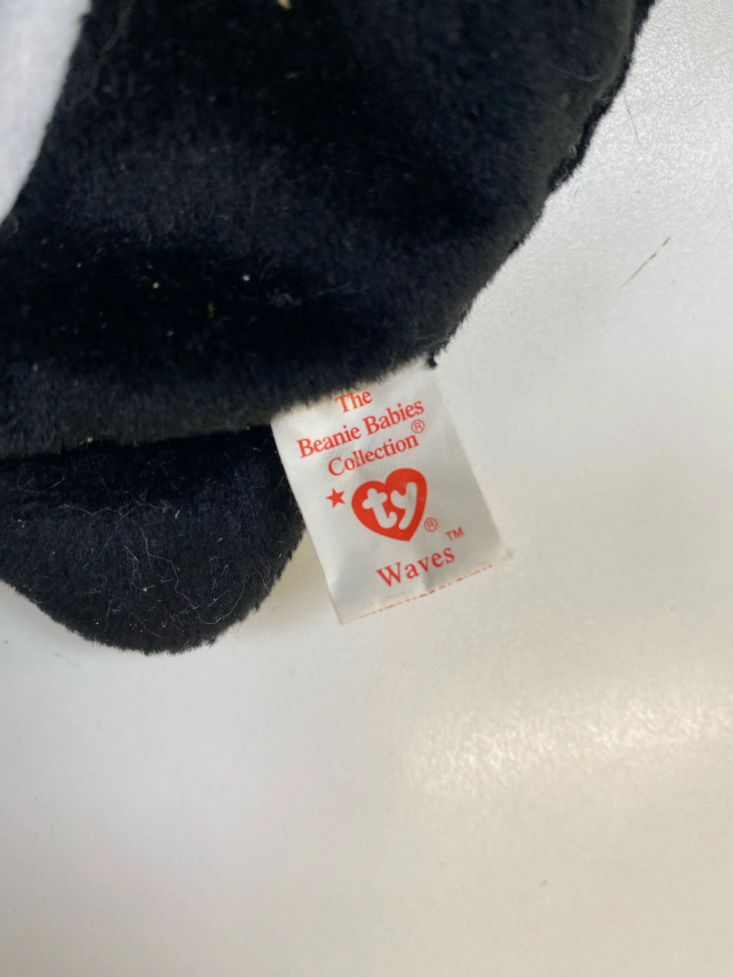 TY Beanie Babies - Waves the Whale - Image 6