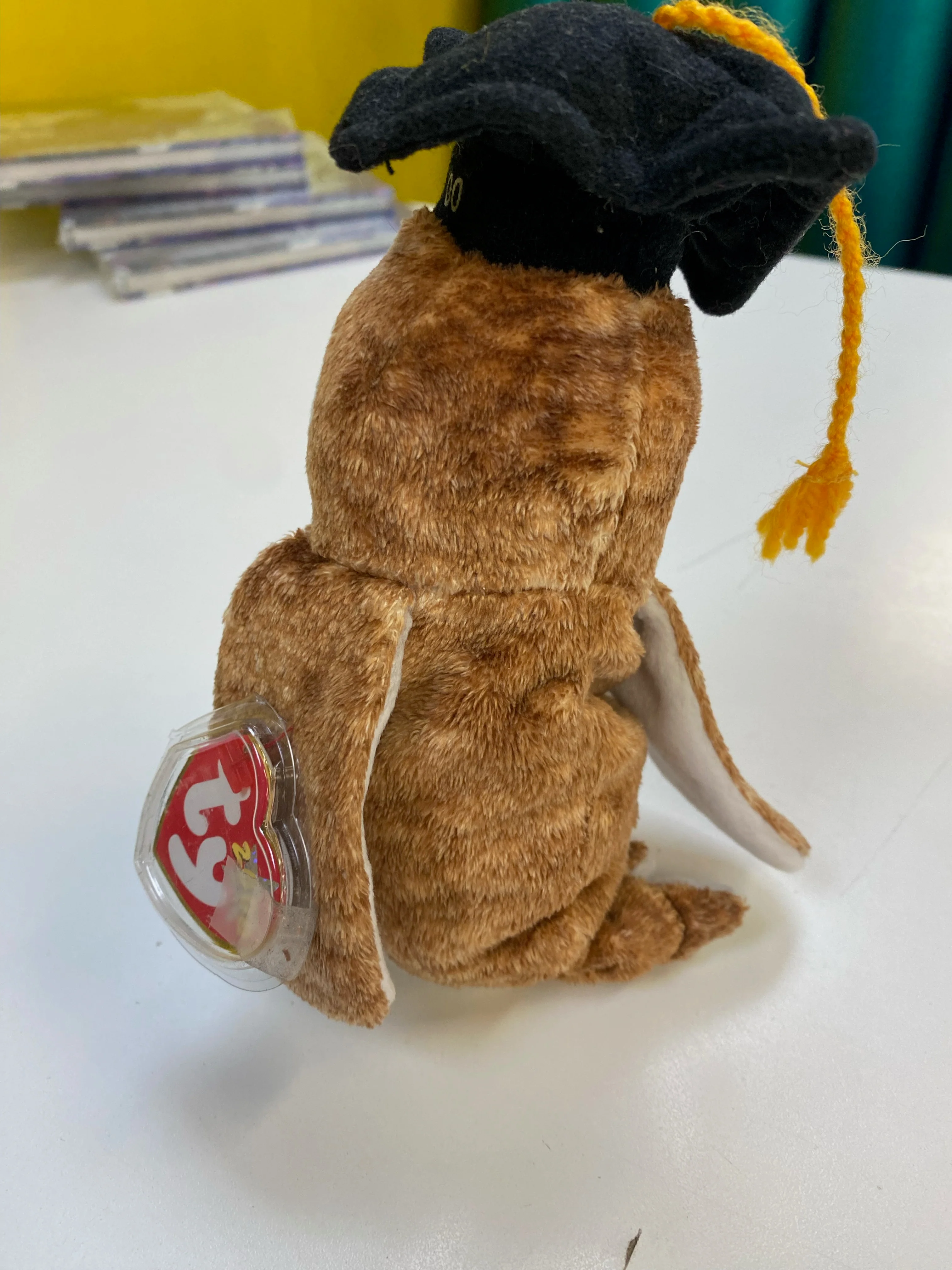 TY Beanie Baby - Wisest the Owl - Class of 2000 - Image 4