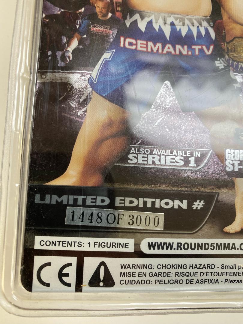 Ultimate Collector - Series 1 - Limited Edition - Chuck "The Iceman" Liddell - Action Figure - Image 8