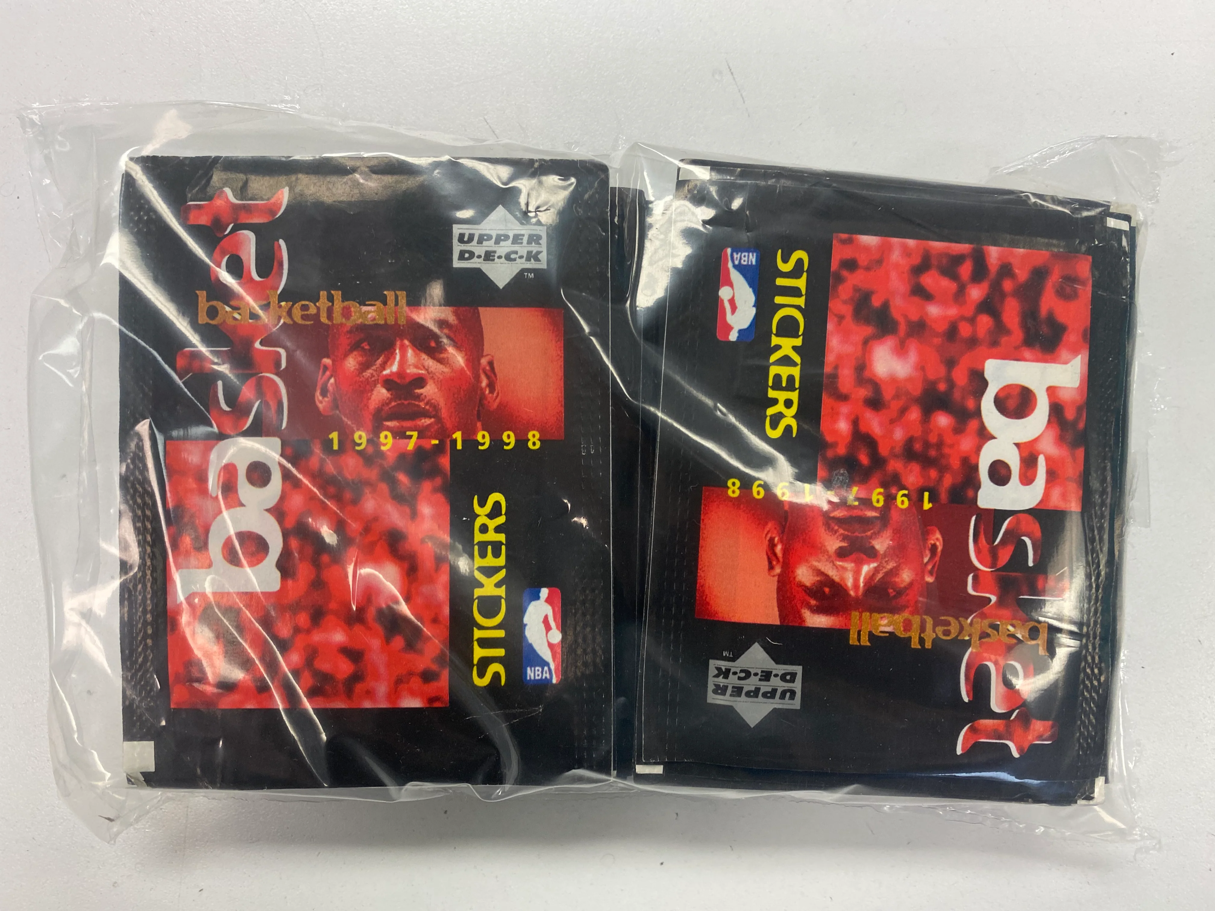 Upper Deck  - Basketball - 1997-98 - 45 Sticker Pack