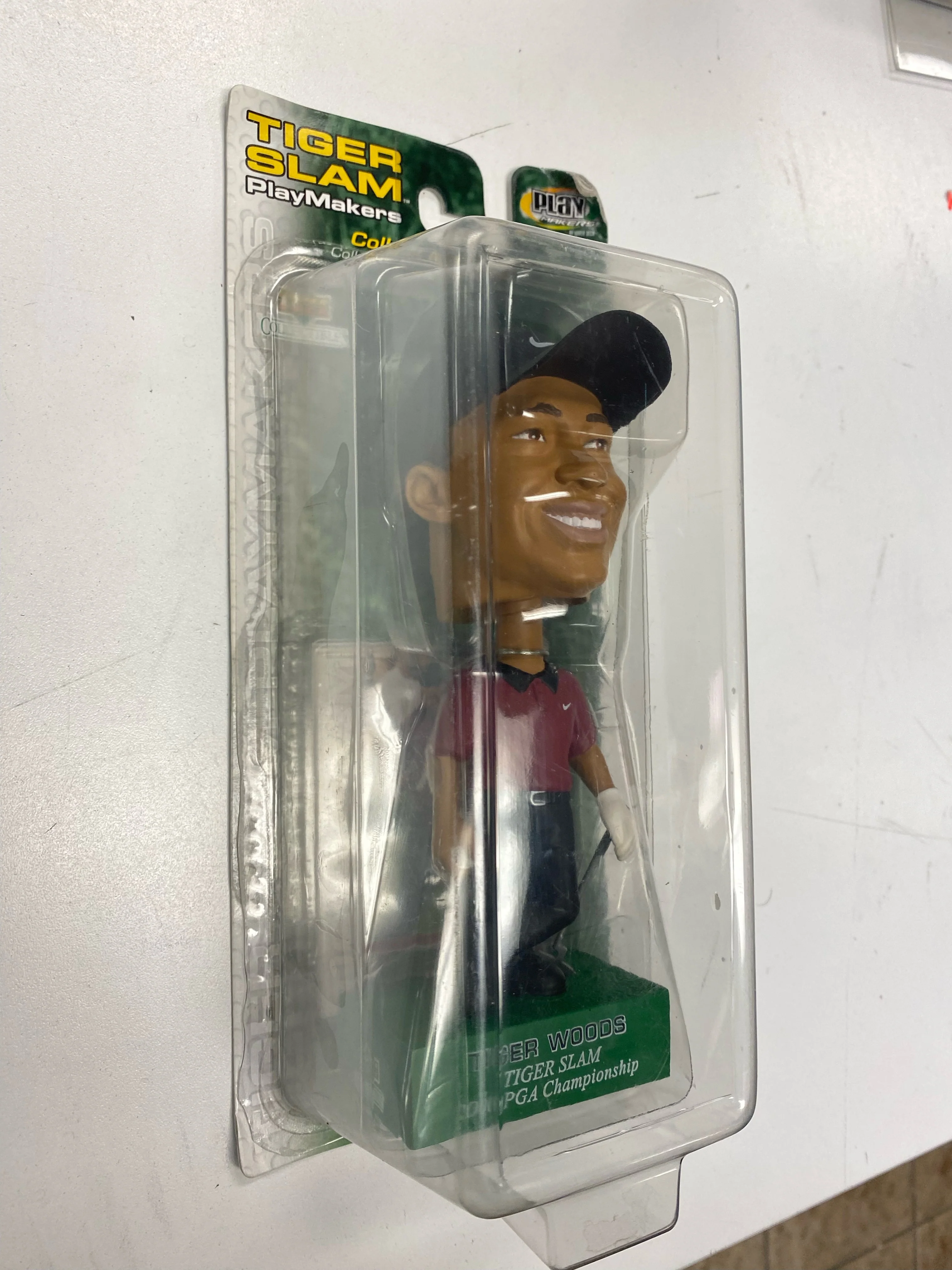 Upper Deck - Play Makers - TIger Woods Slam PGA Championship 2000 - Bobblehead Figure *Damaged Box - Image 3